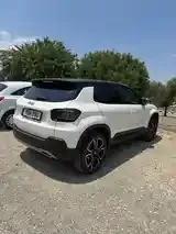Jeep Avenger 2025 photo 5