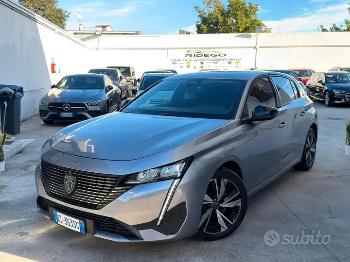 Peugeot 308 2022 photo 3
