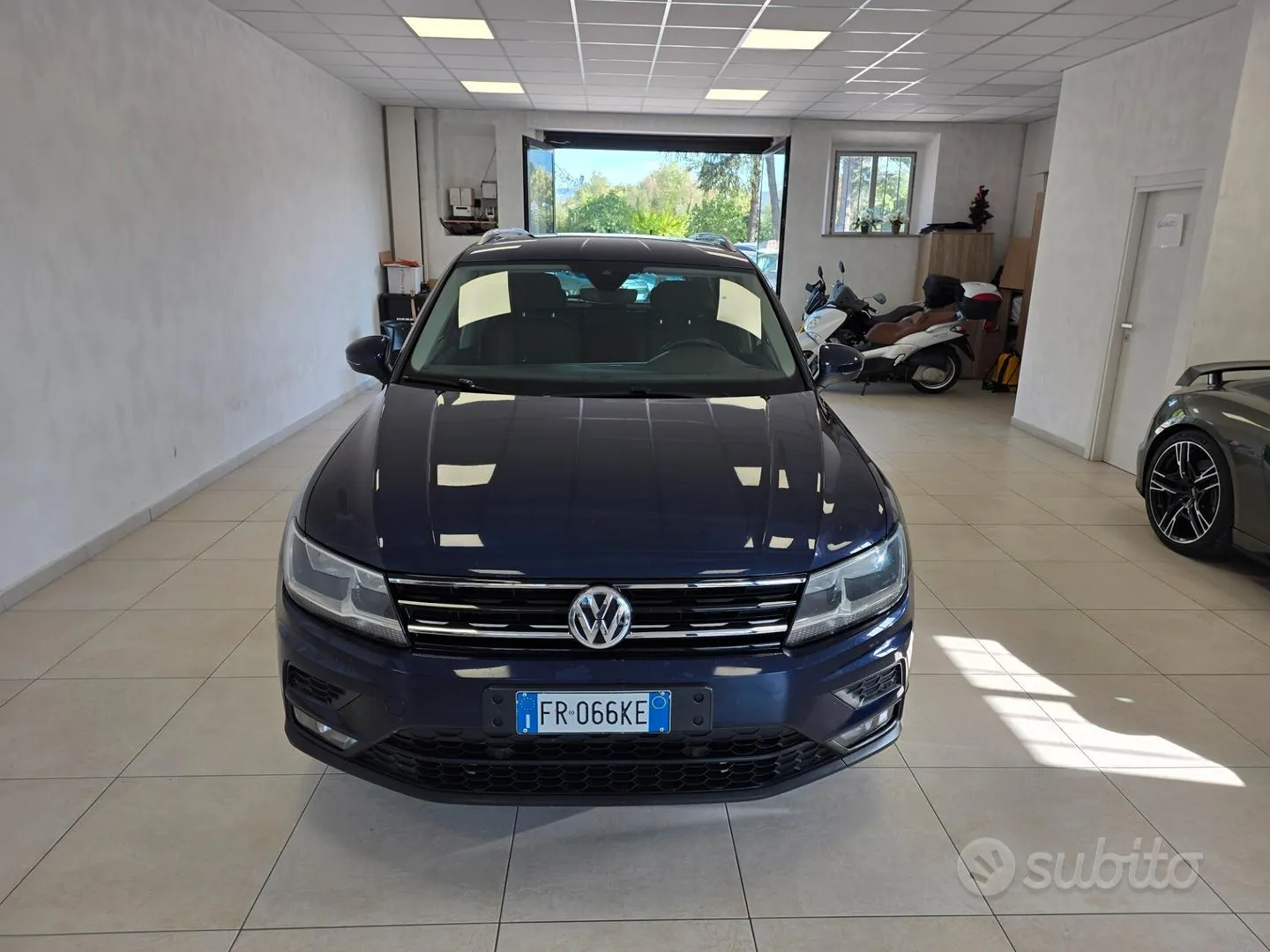 Volkswagen Tiguan 2018 photo 2