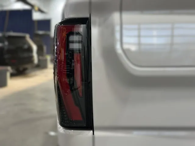GMC Sierra 3500Hd 2026 photo 4