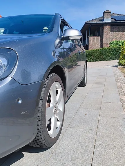 Volkswagen Golf Vi 2010 photo 3