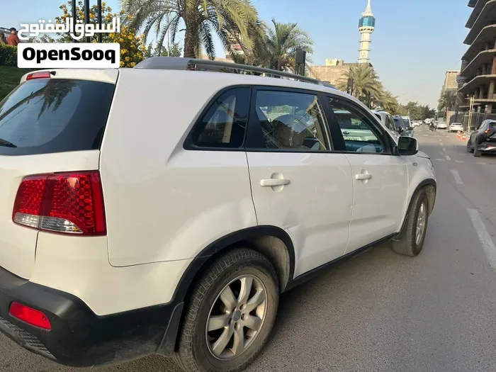 Kia Sorento 2011 photo 3
