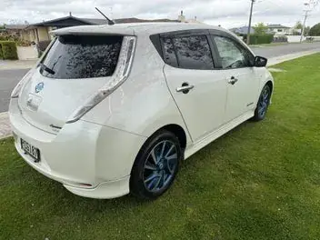 Nissan Leaf 2017 photo 4