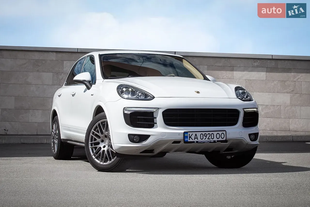 Porsche Cayenne 2015 photo 2