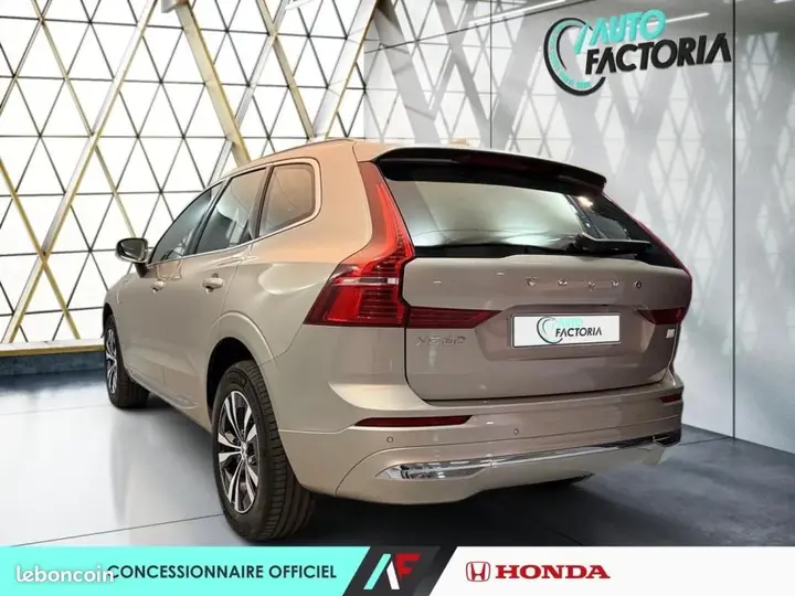 Volvo Xc60 2024 photo 3