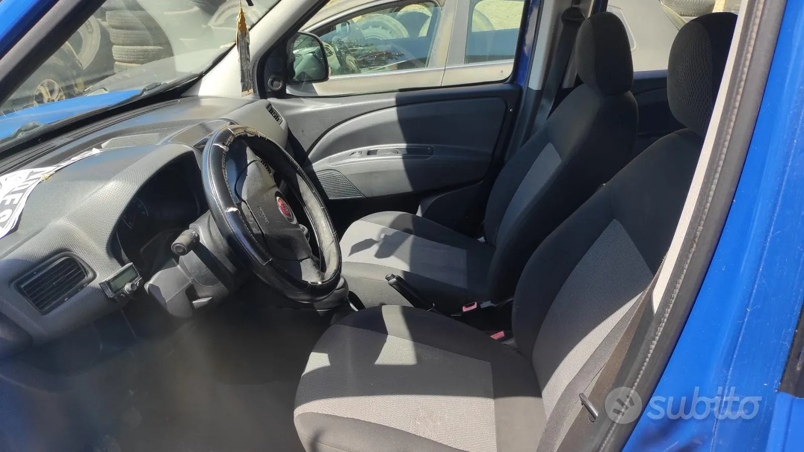 Fiat Doblo 2011 photo 3