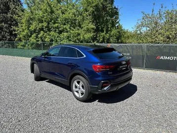Audi Q3 2021 photo 3