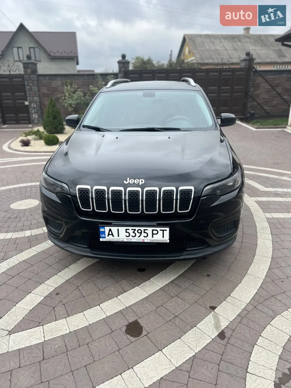 Jeep Cherokee 2020 photo 2