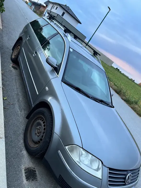 Volkswagen Passat 2001 photo 2