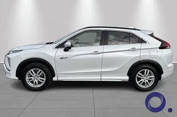 Mitsubishi Eclipse Cross 2021 photo 2