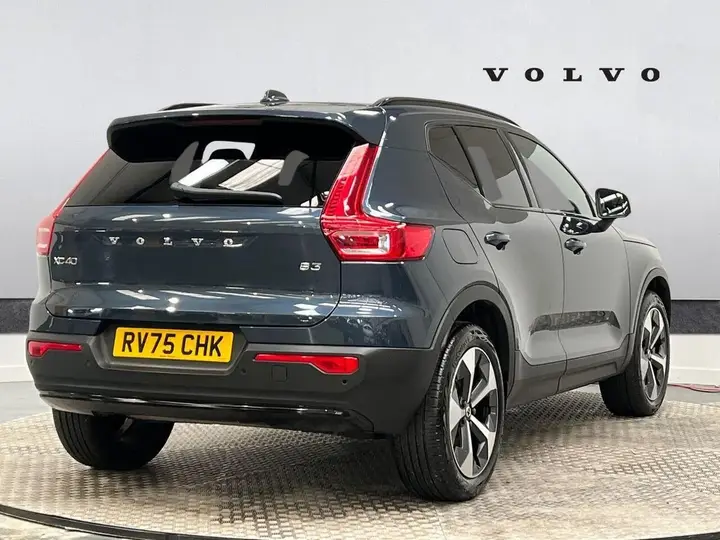 Volvo Xc40 2025 photo 2