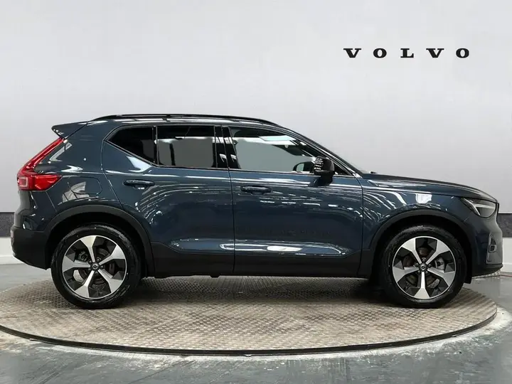 Volvo Xc40 2025 photo 3
