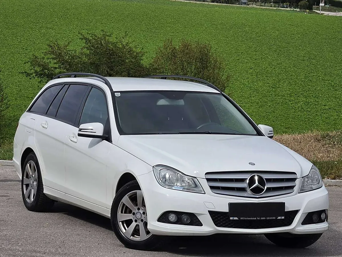 Mercedes-Benz C-Class 2015 photo 3