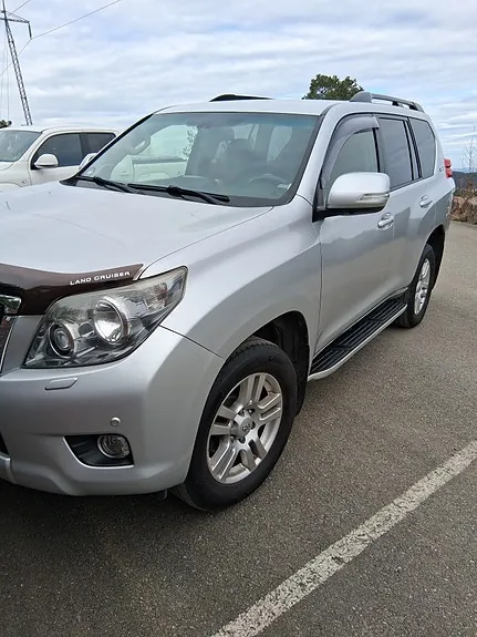 Toyota Land Cruiser 2012 photo 2