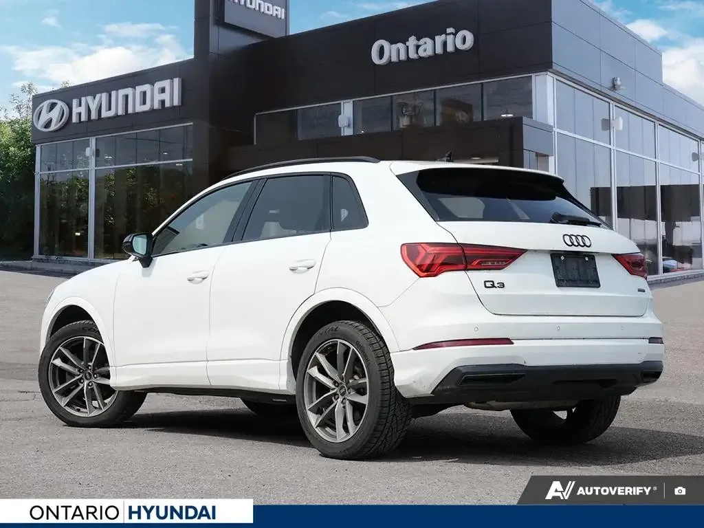 Audi Q3 2021 photo 4