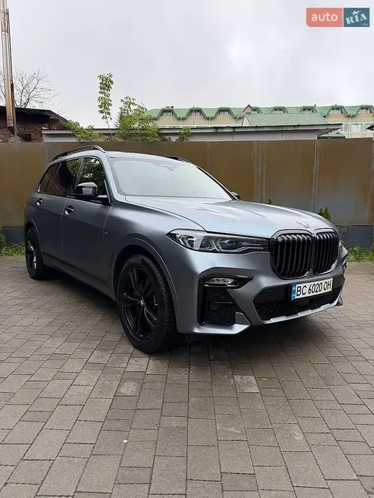 BMW X7 2021 photo 2