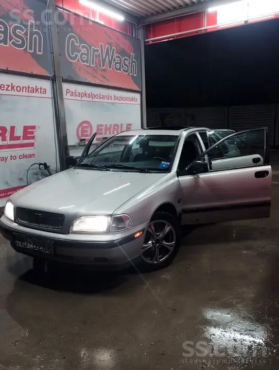 Volvo S40