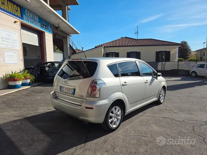 Toyota Corolla Verso 2007 photo 3