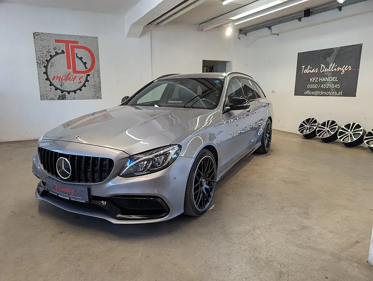 Mercedes-Benz C-Class 2016 photo 2