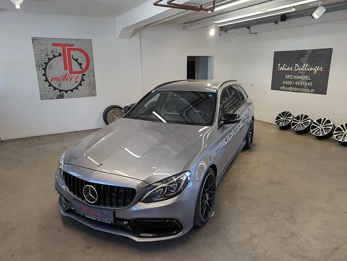 Mercedes-Benz C-Class 2016 photo 3