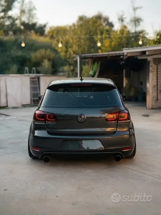 Volkswagen Golf 2011 photo 3