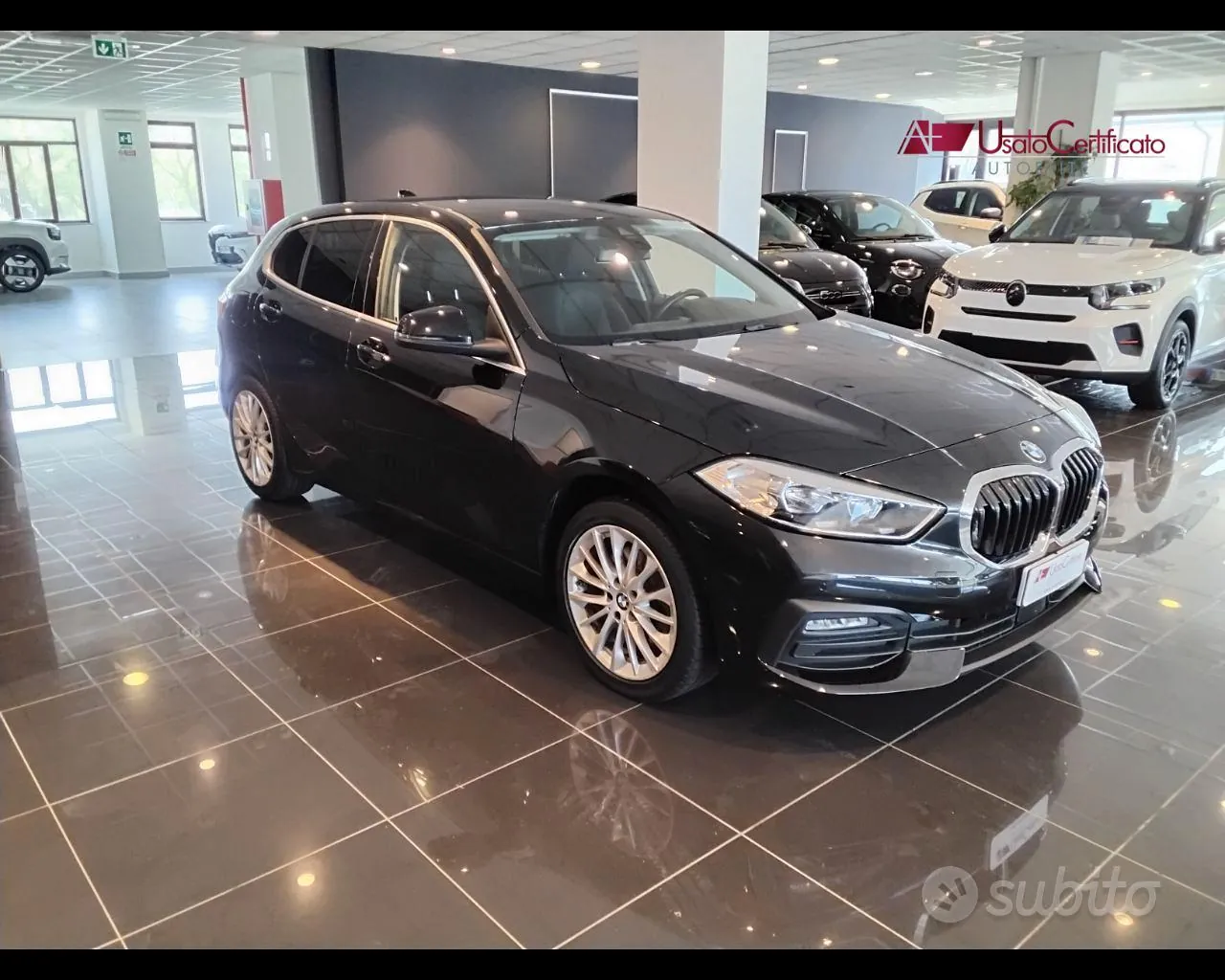 BMW 116D 2022 photo 2
