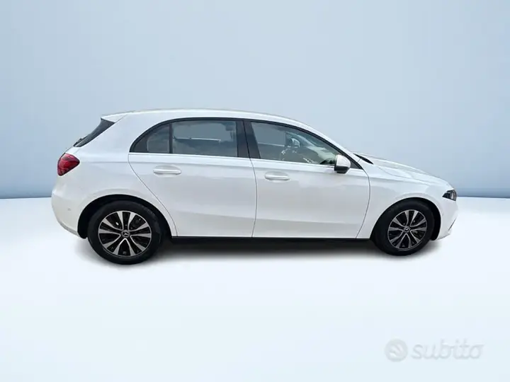 Mercedes-Benz A 2025 photo 4