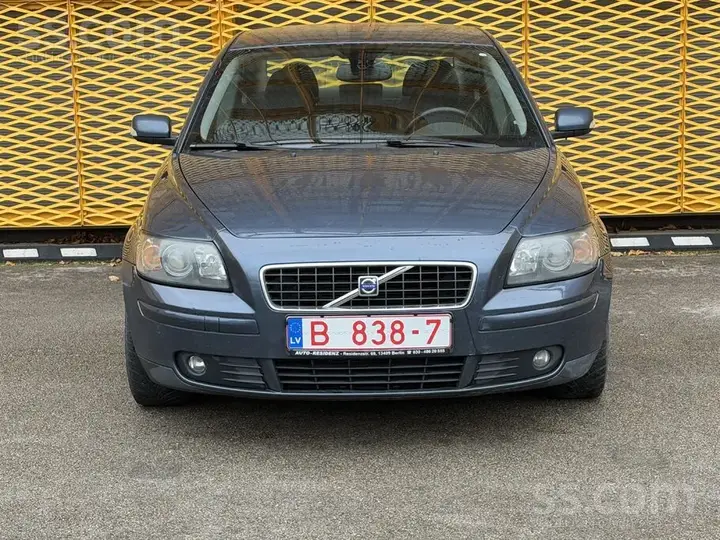 Volvo S40 2007 photo 2