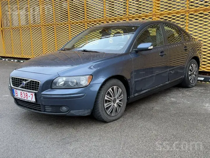 Volvo S40