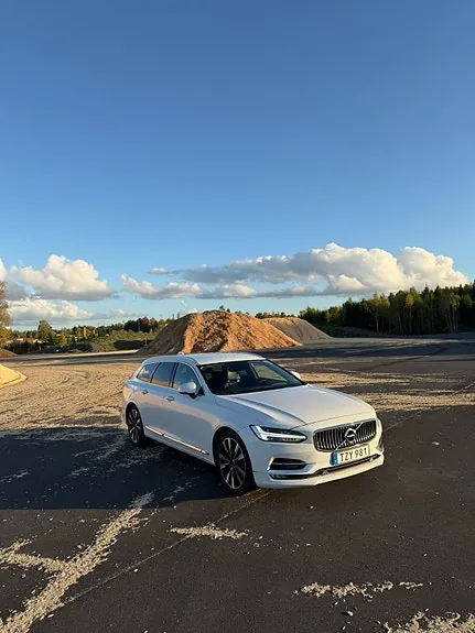 Volvo V90