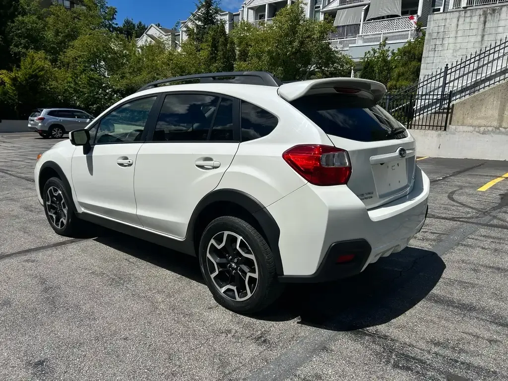 Subaru Crosstrek 2017 photo 3