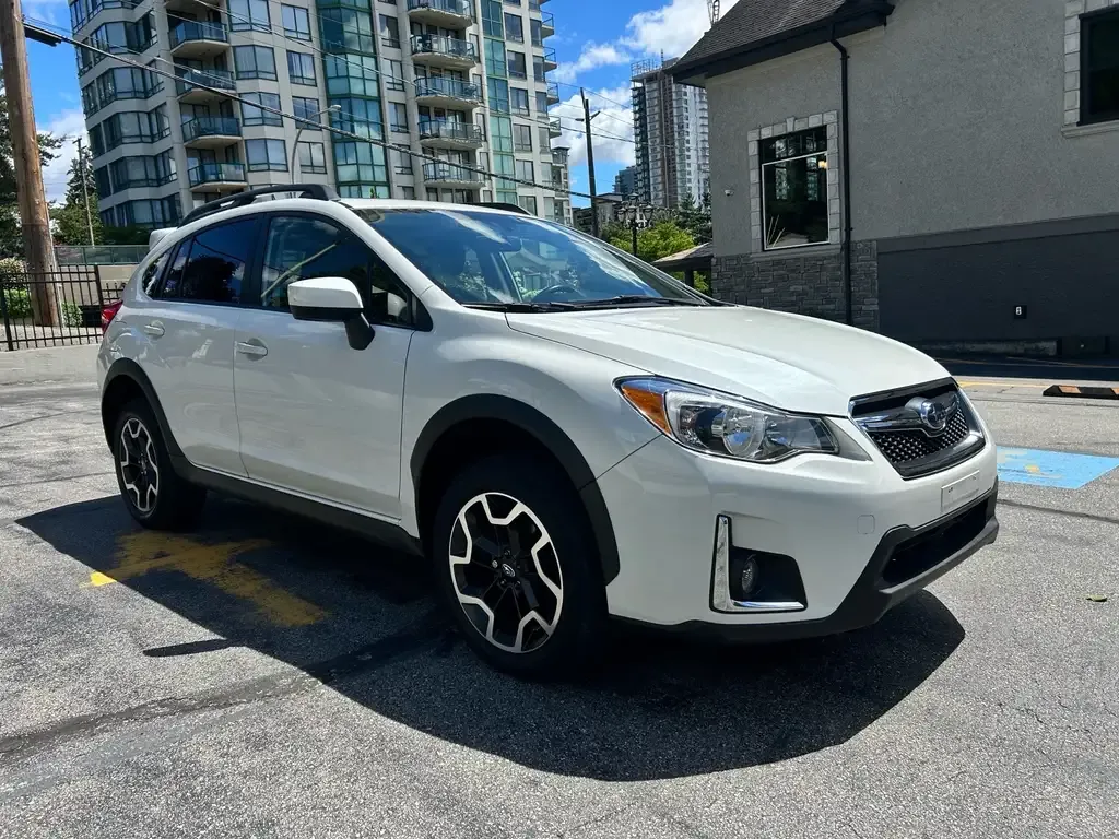Subaru Crosstrek 2017 photo 2
