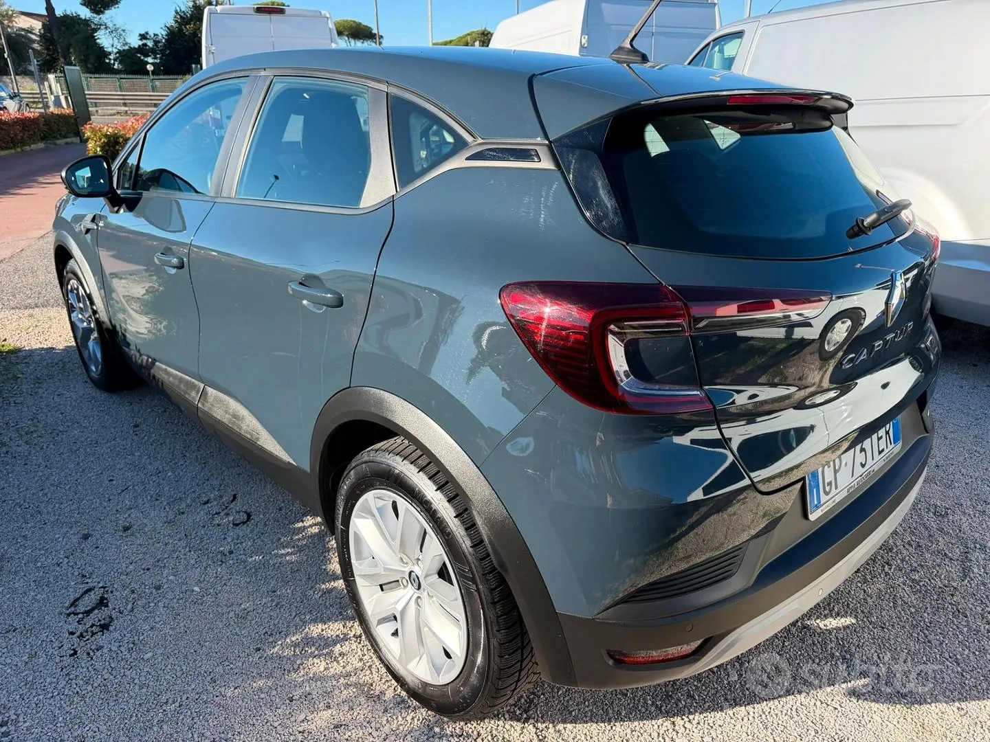 Renault Captur 2023 photo 4