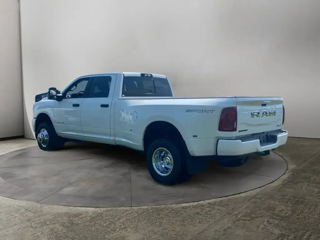 Ram 3500 2026 photo 3