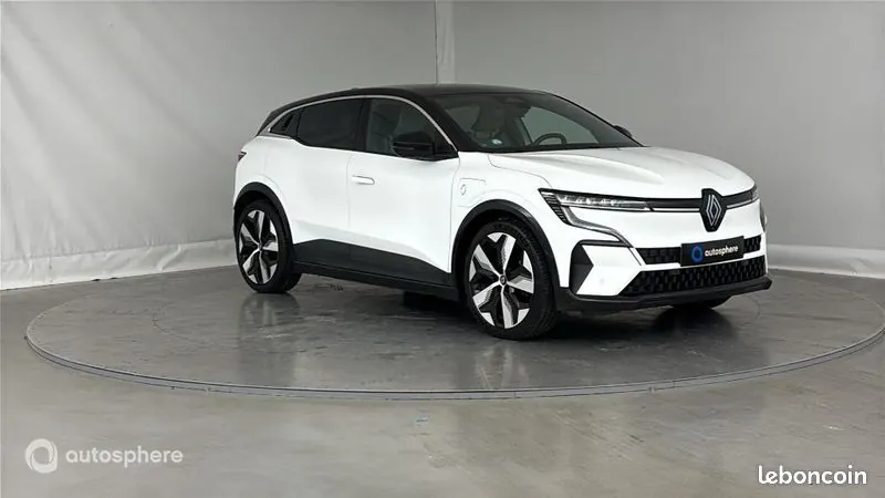 Renault Megane 2023 photo 3