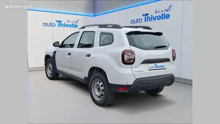 Dacia Duster 2023 photo 3