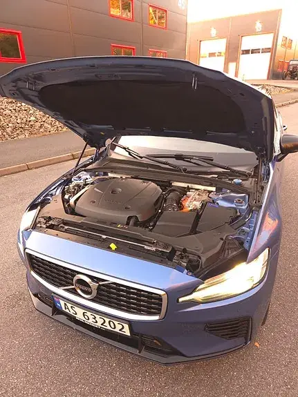 Volvo V60 2020 photo 2