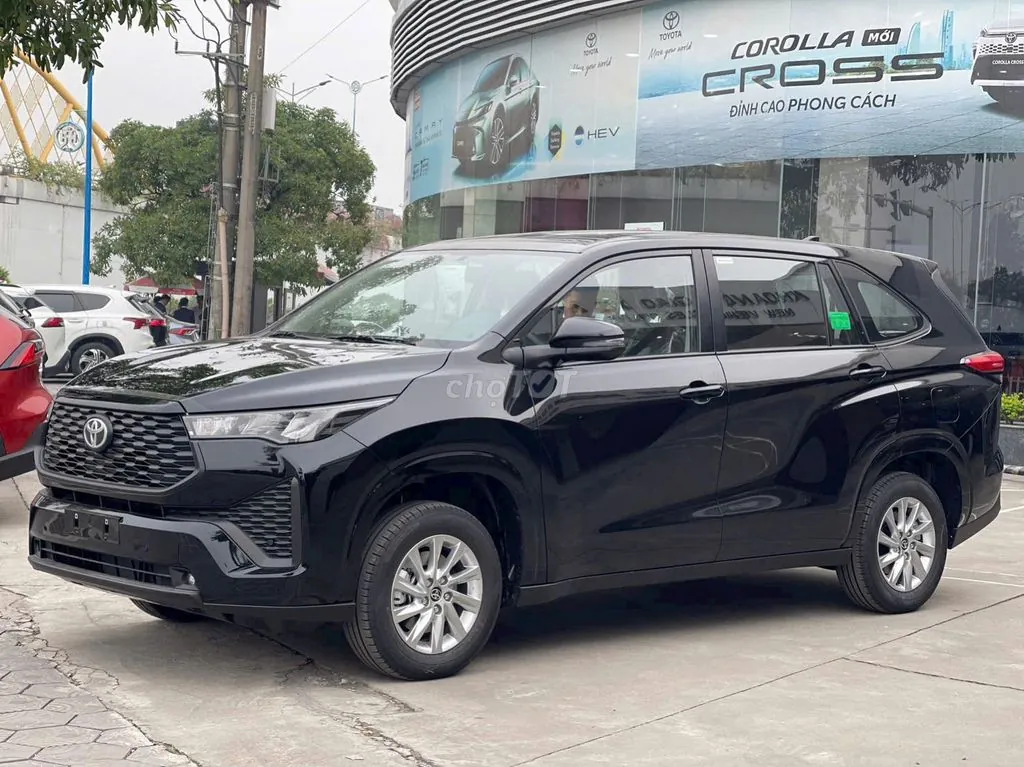 Toyota Innova Cross 2026 photo 4