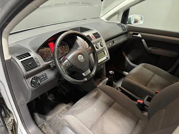 Volkswagen Touran 2008 photo 5