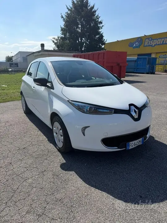 Renault Zoe 2016 photo 2