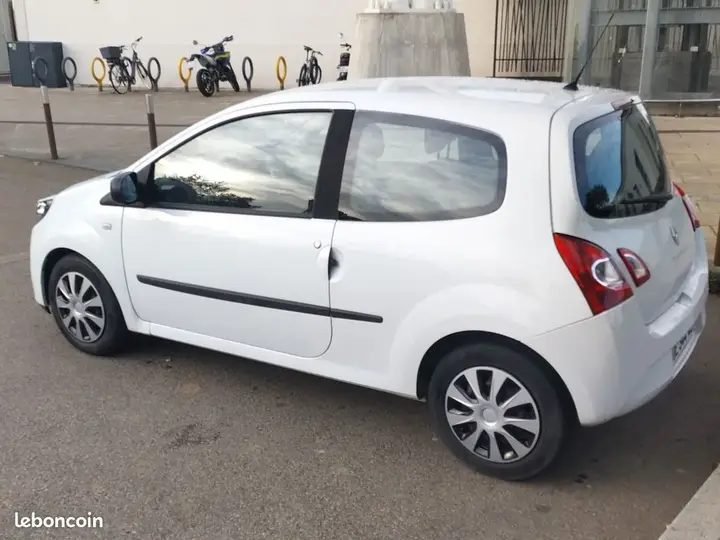 Renault Twingo 2014 photo 3