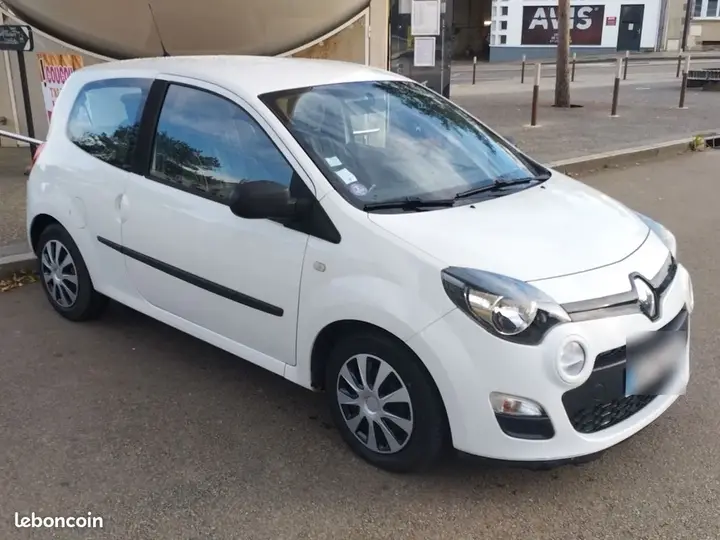 Renault Twingo 2014 photo 2