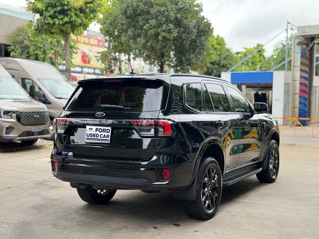 Ford Everest 2023 photo 4