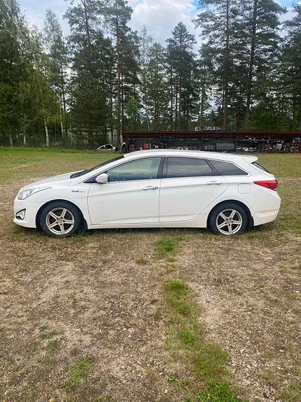 Hyundai I40 2013 photo 2