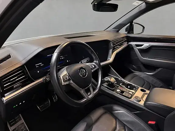 Volkswagen Touareg 2019 photo 5