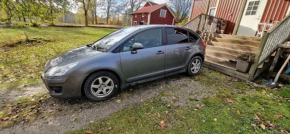 Citroen C4 2009 photo 3
