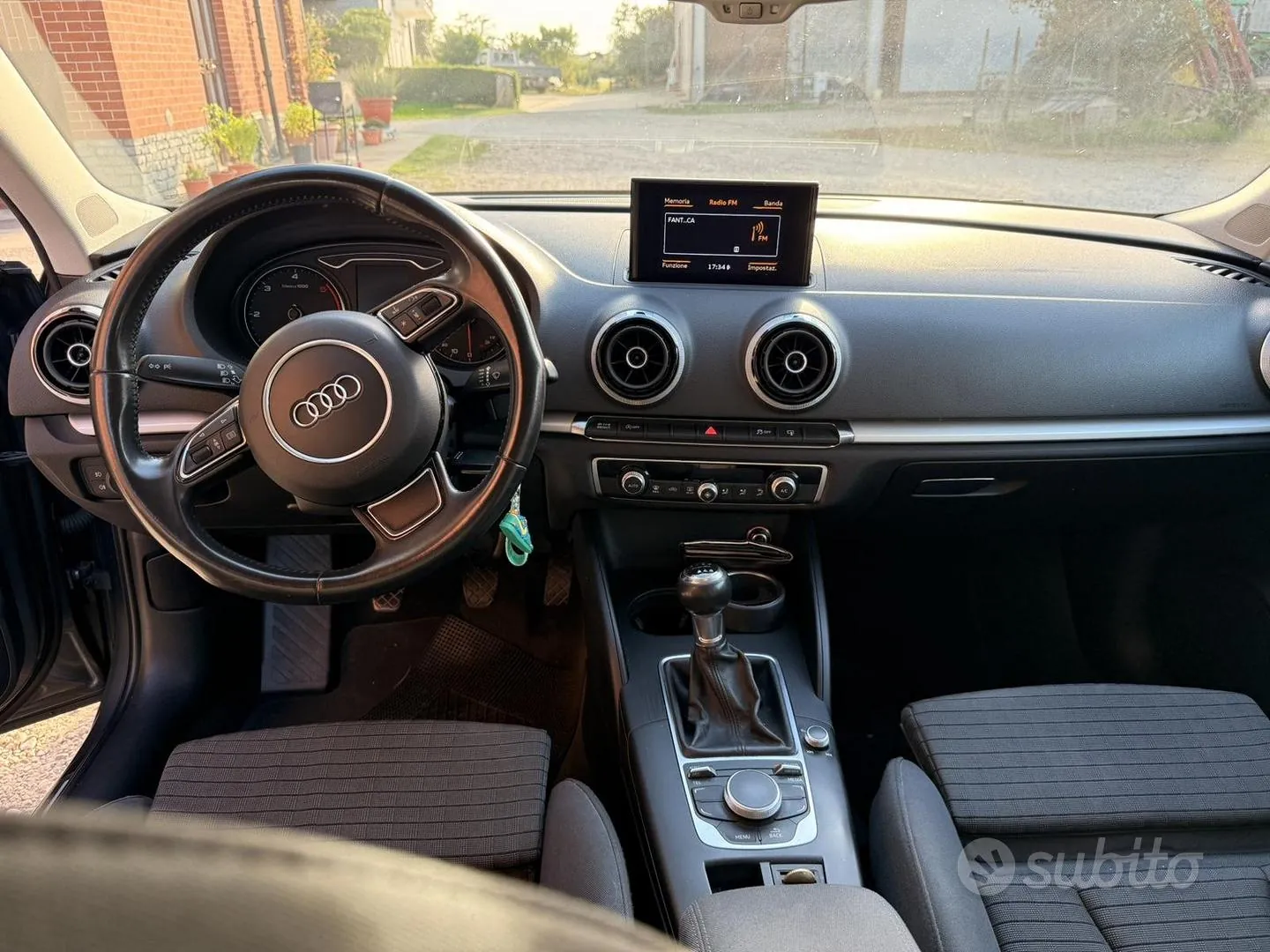 Audi A3 2015 photo 4