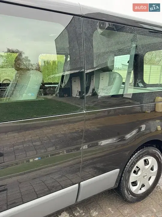 Nissan Primastar 2011 photo 4