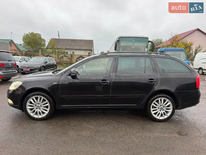 Skoda Octavia 2011 photo 5
