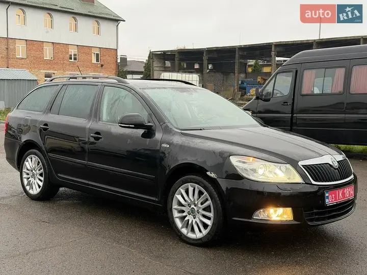 Skoda Octavia 2011 photo 3